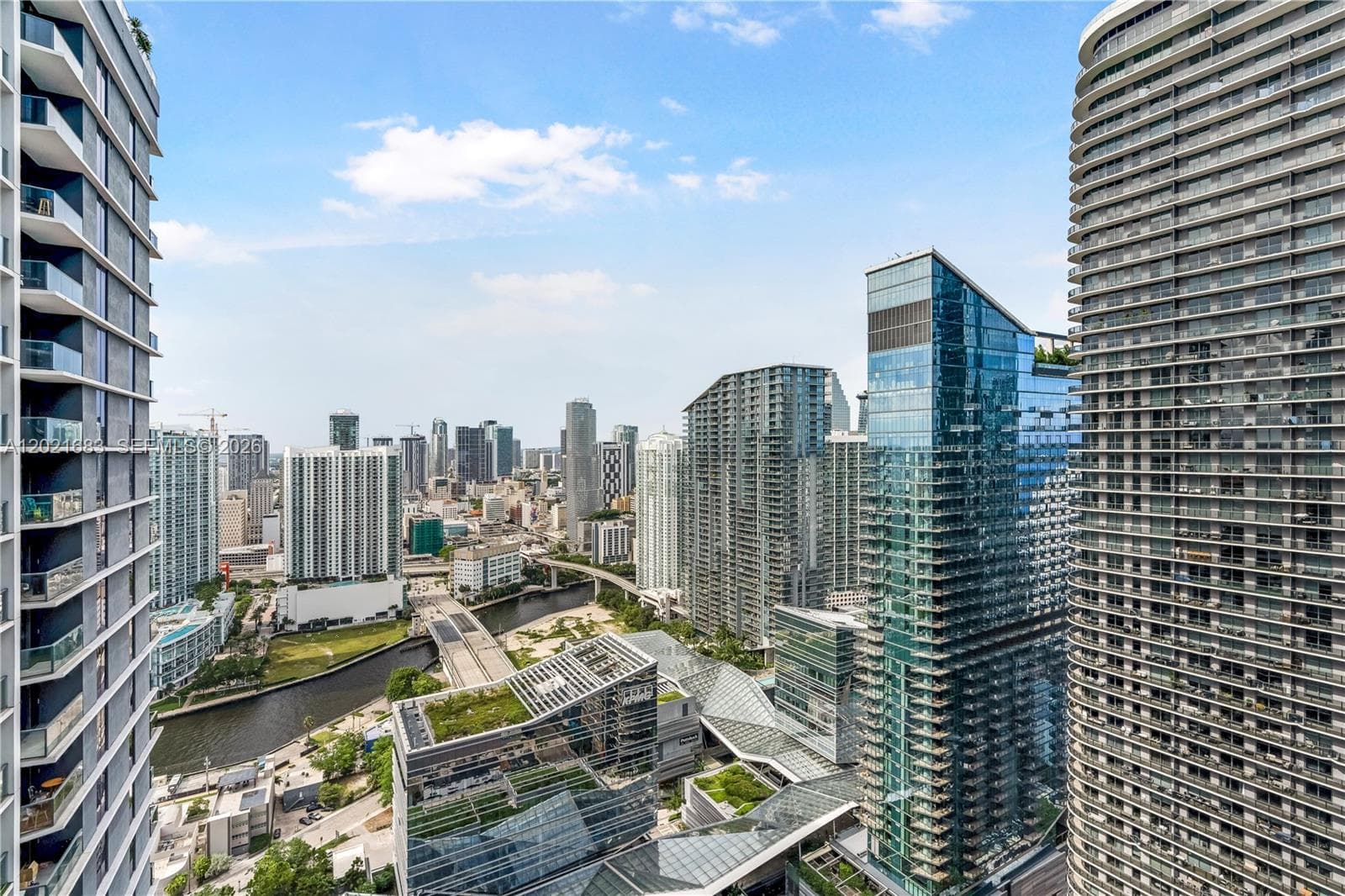 55 SW 9th St # 4001, Miami FL 33130 — 24