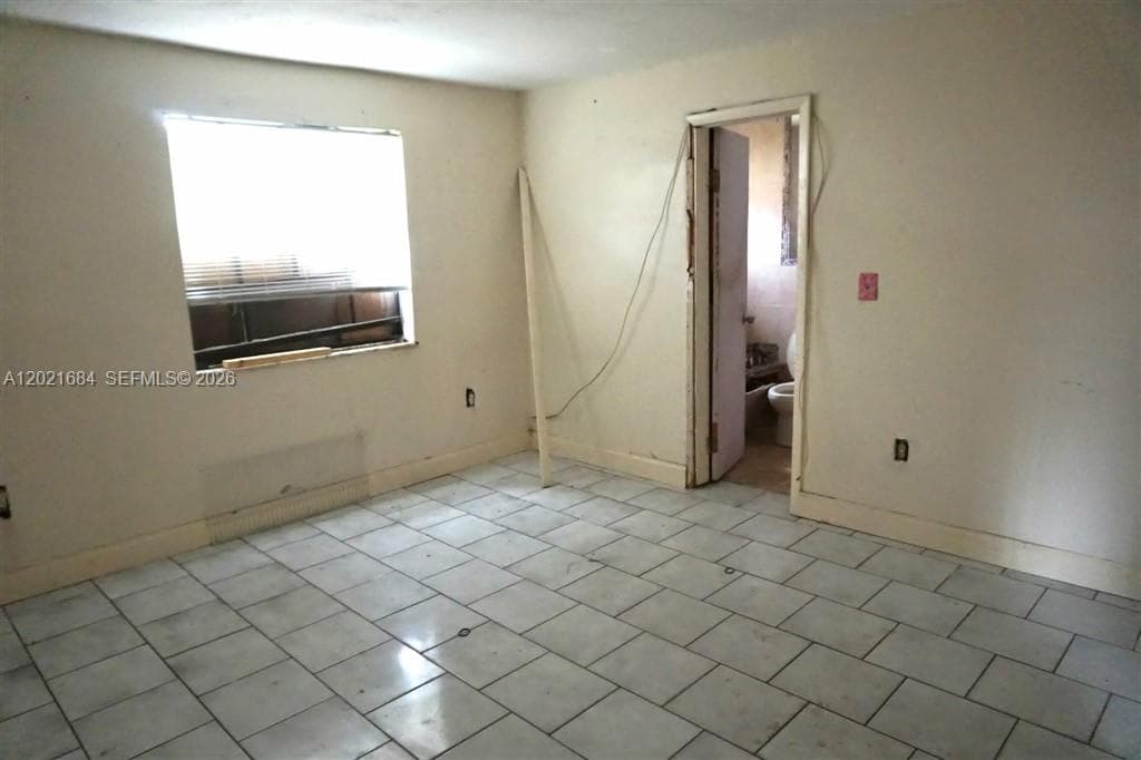 1667 NW 67th St, Miami FL 33147 — 4