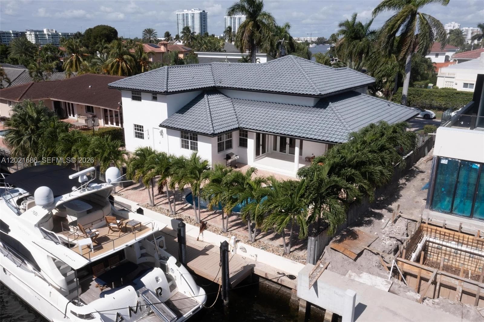 2940 NE 164th St, North Miami Beach FL 33160 — 45