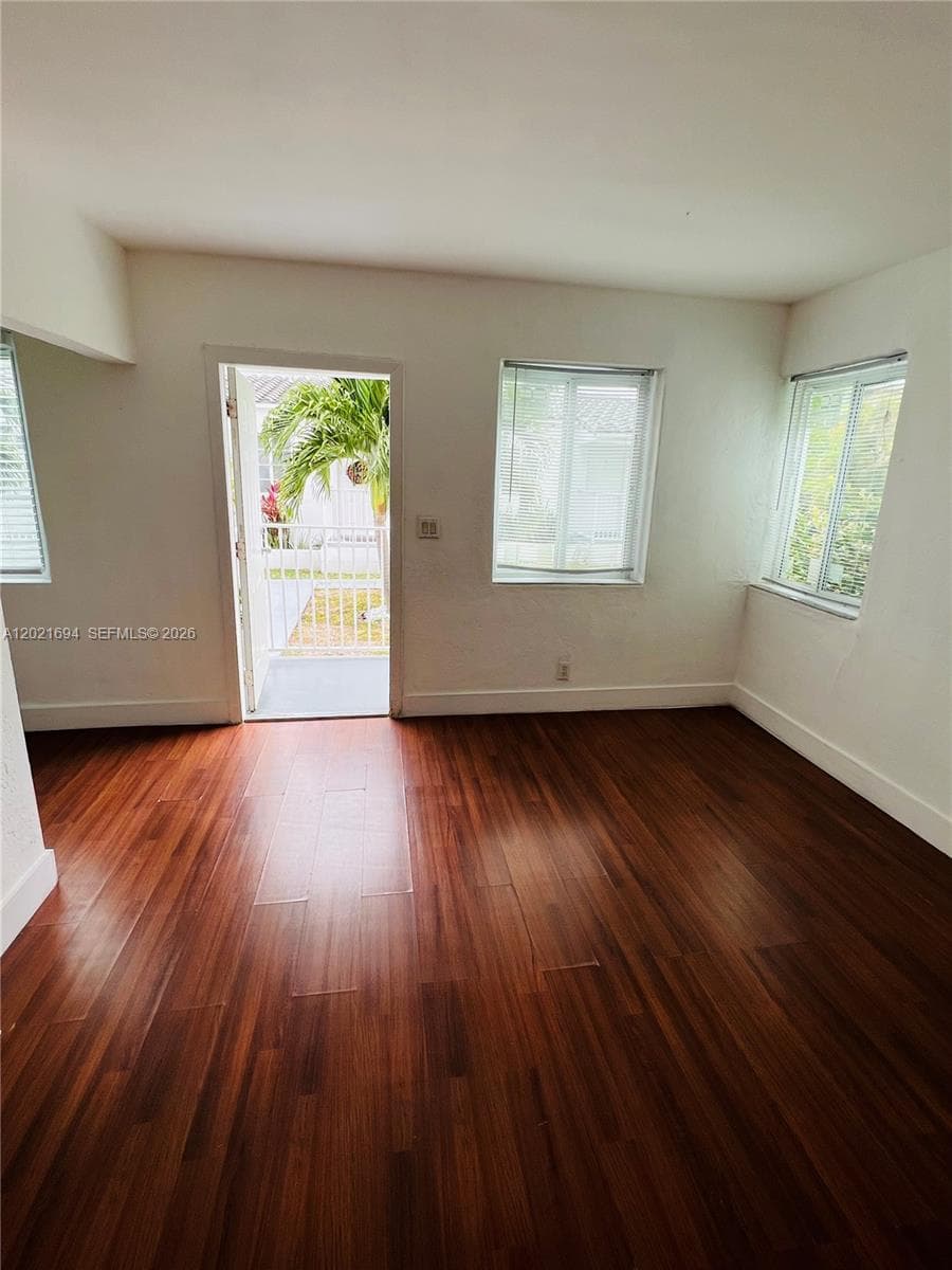 850 81st St # 3, Miami Beach FL 33141 — 5