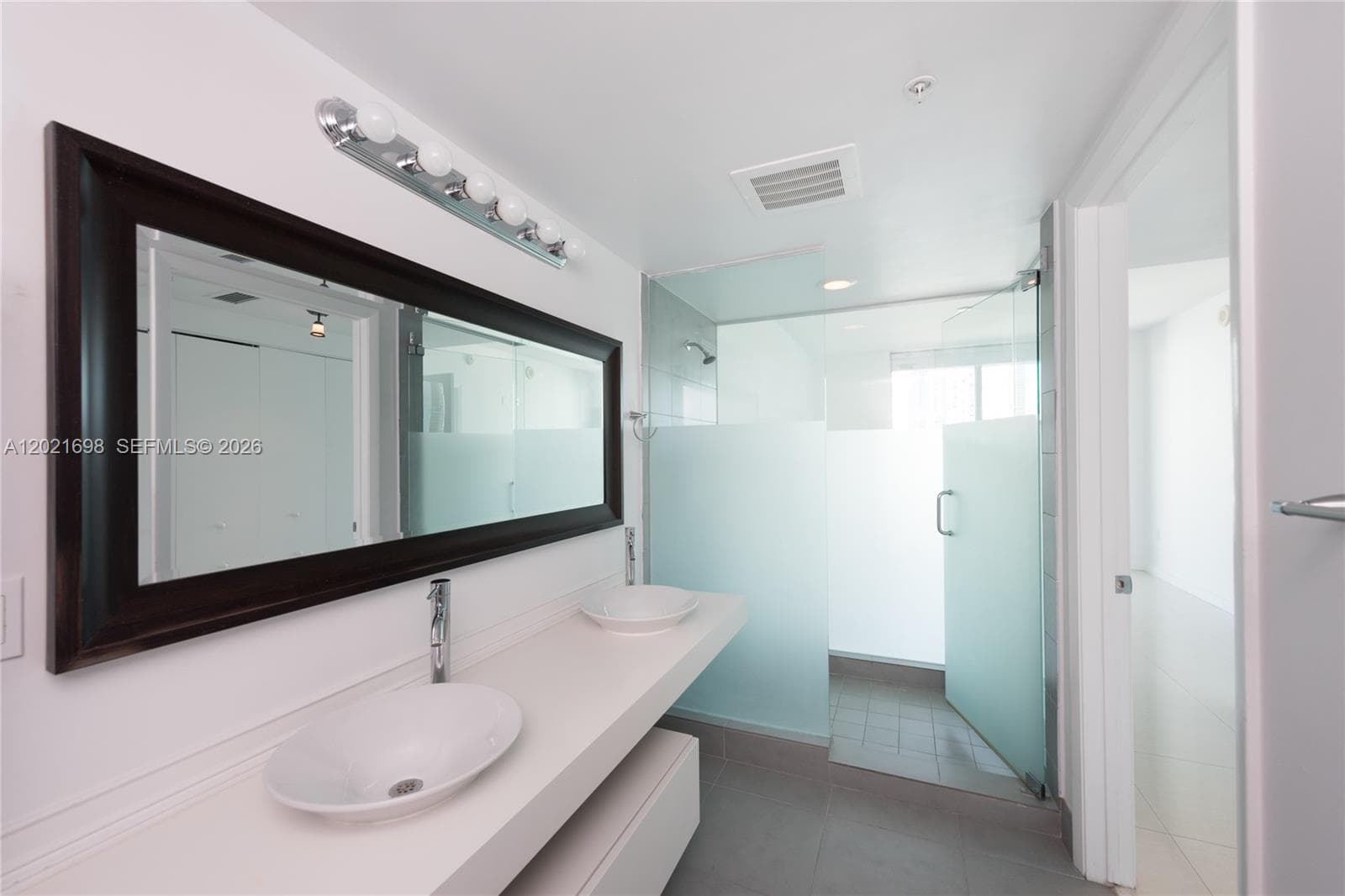 92 SW 3rd Street # 2812, Miami FL 33130 — 13