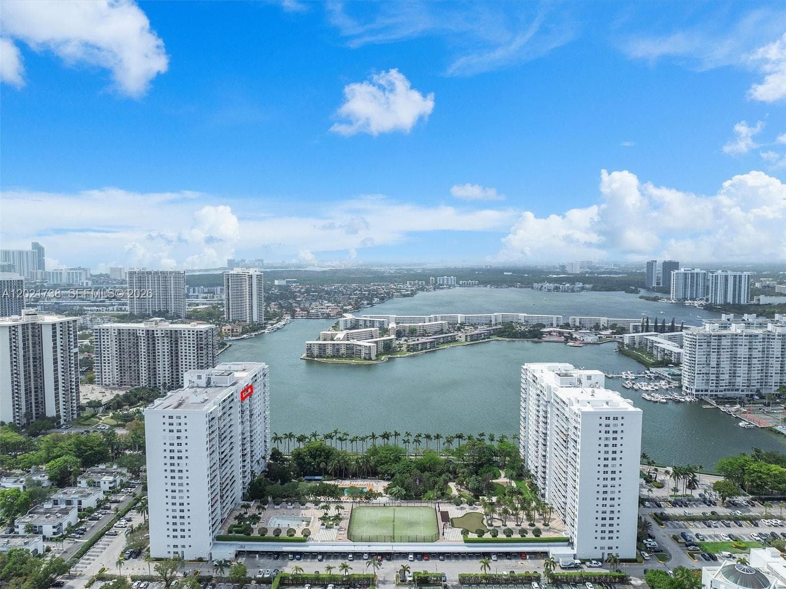 2851 NE 183rd St # 2112E, Aventura FL 33160 — 1