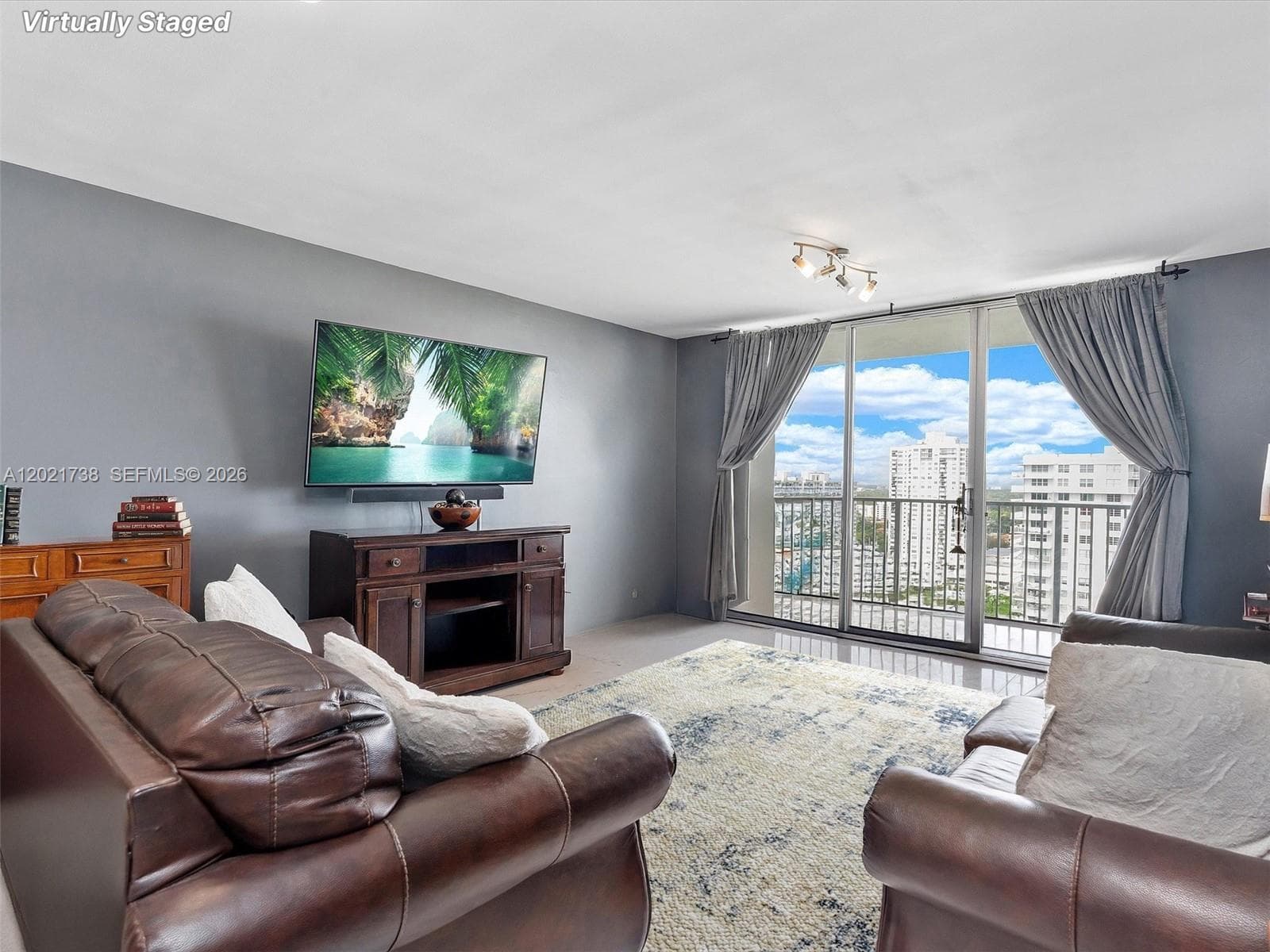 2851 NE 183rd St # 2112E, Aventura FL 33160 — 5