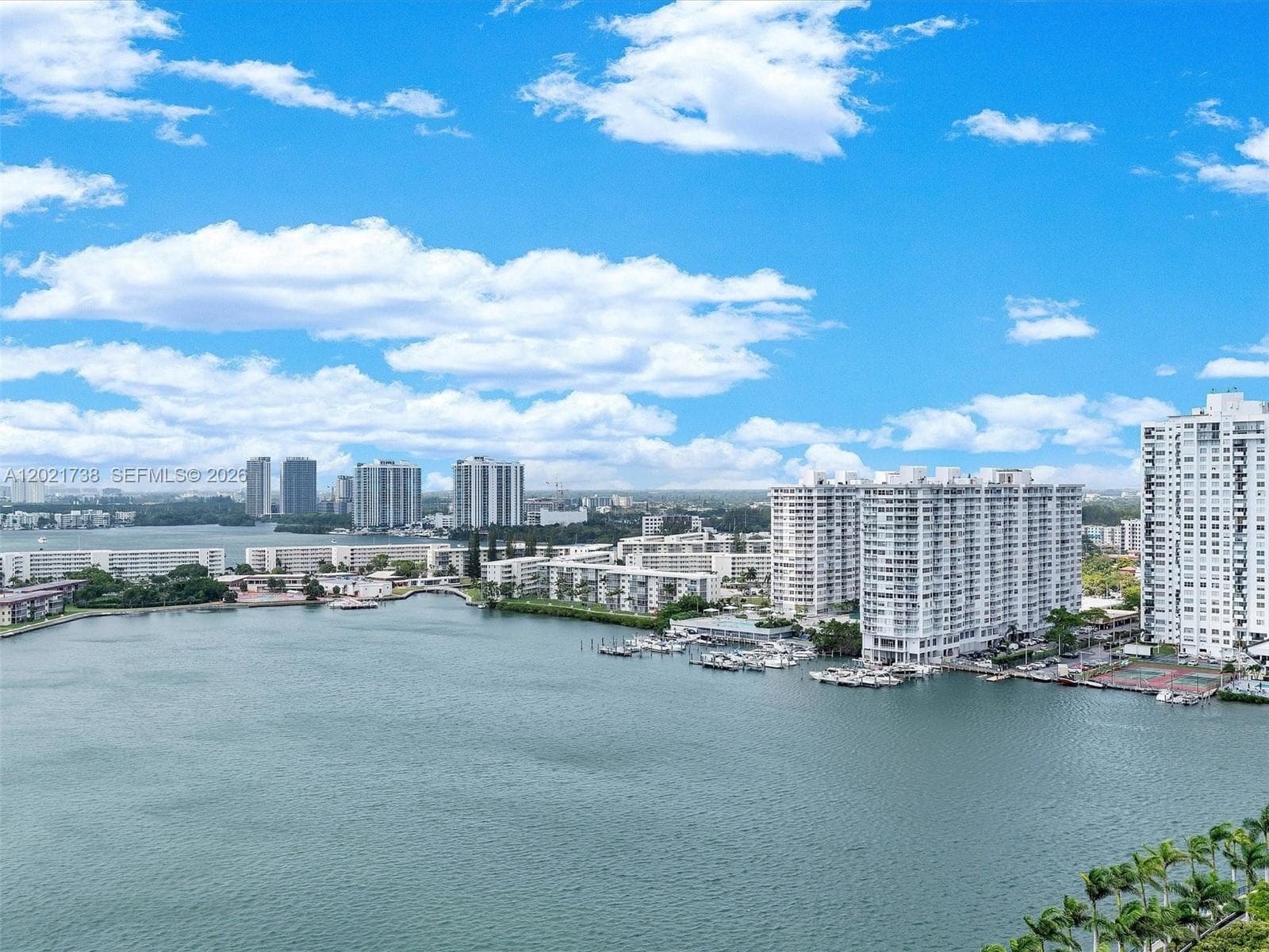 2851 NE 183rd St # 2112E, Aventura FL 33160 — 4