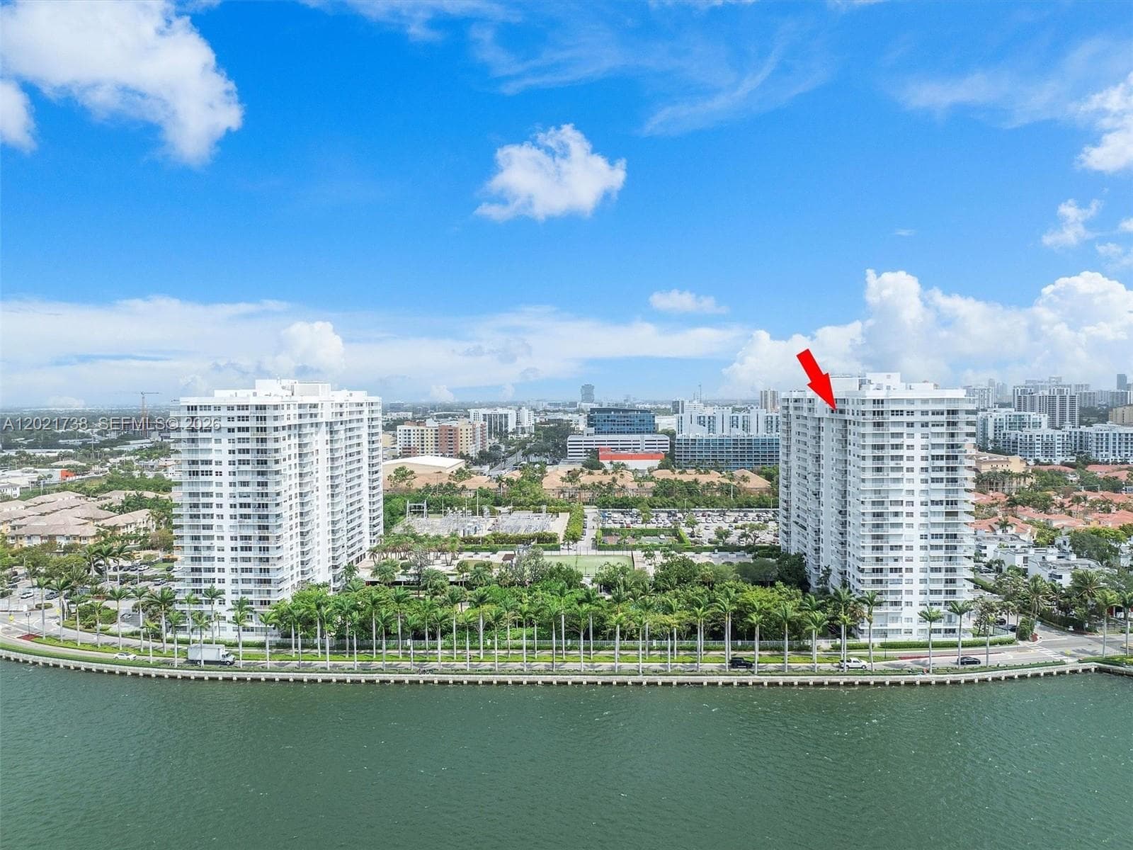 2851 NE 183rd St # 2112E, Aventura FL 33160 — 21