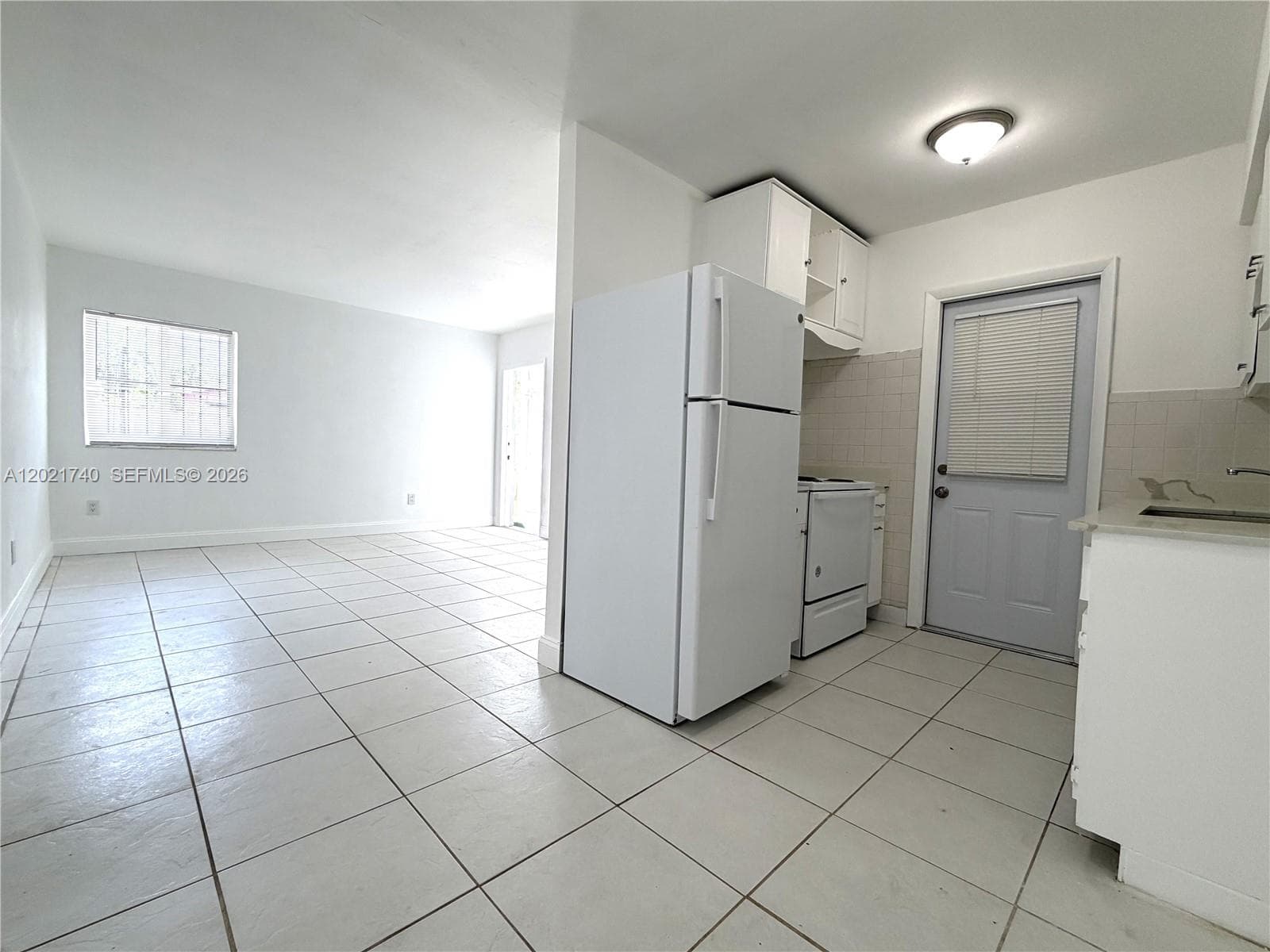 Fulford By Sea Sec B, North Miami Beach, FL — 8