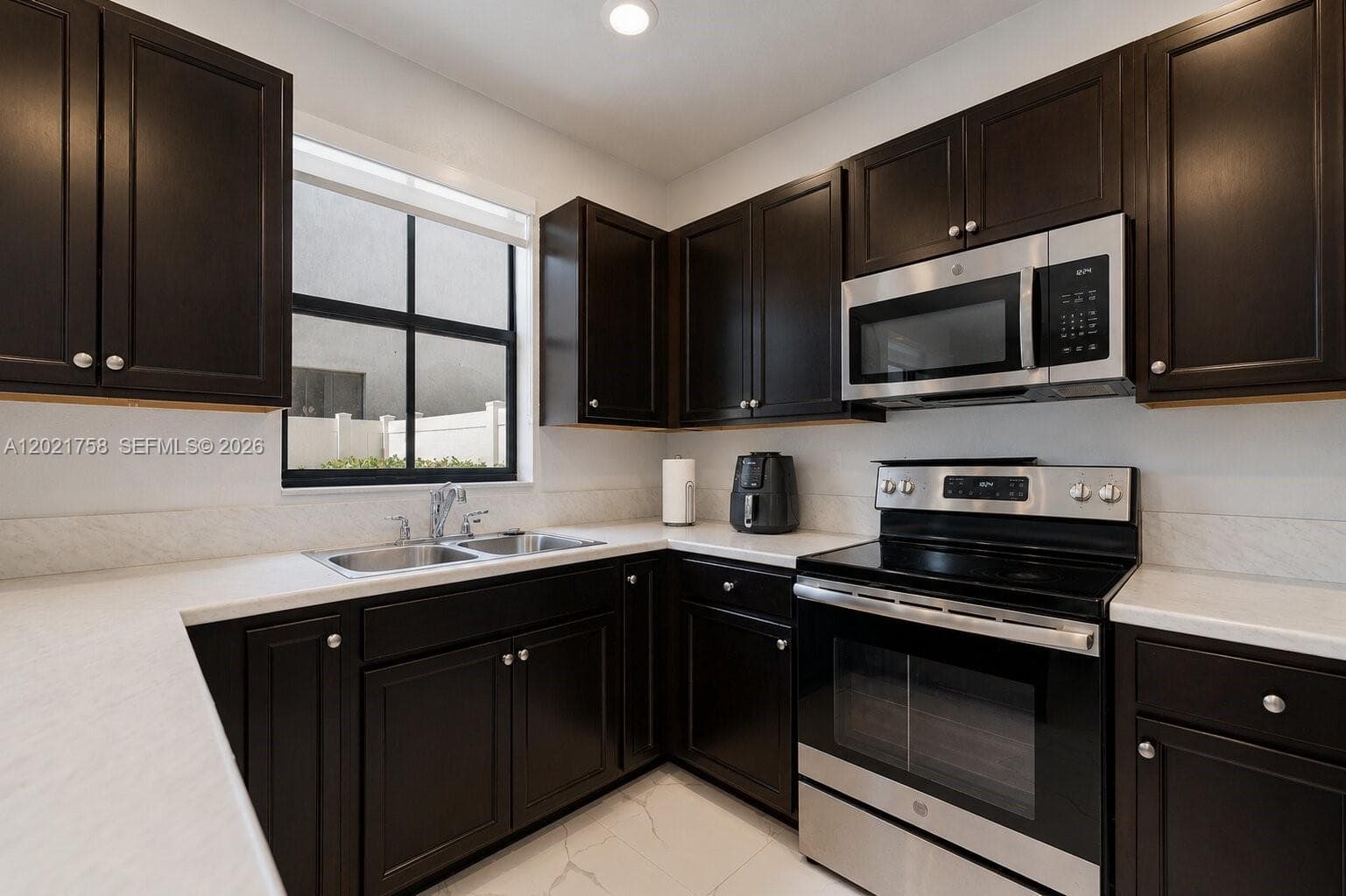 3382 W 104th Ter, Hialeah FL 33018 — 7