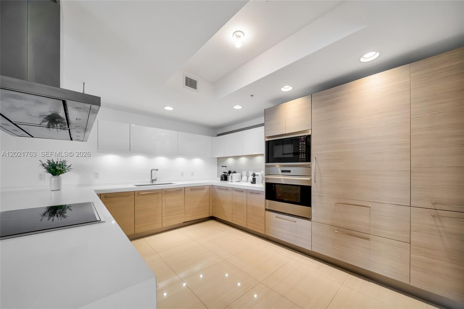17301 Biscayne Blvd # 907, North Miami Beach FL 33160 — 34