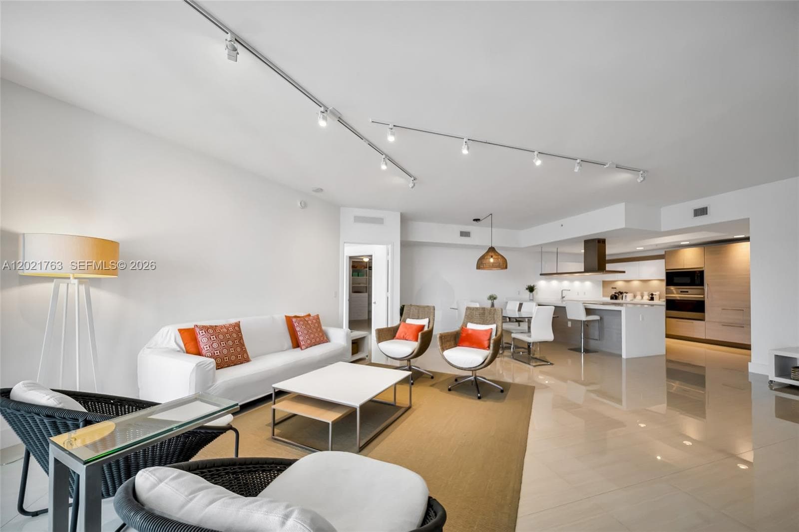 17301 Biscayne Blvd # 907, North Miami Beach FL 33160 — 10