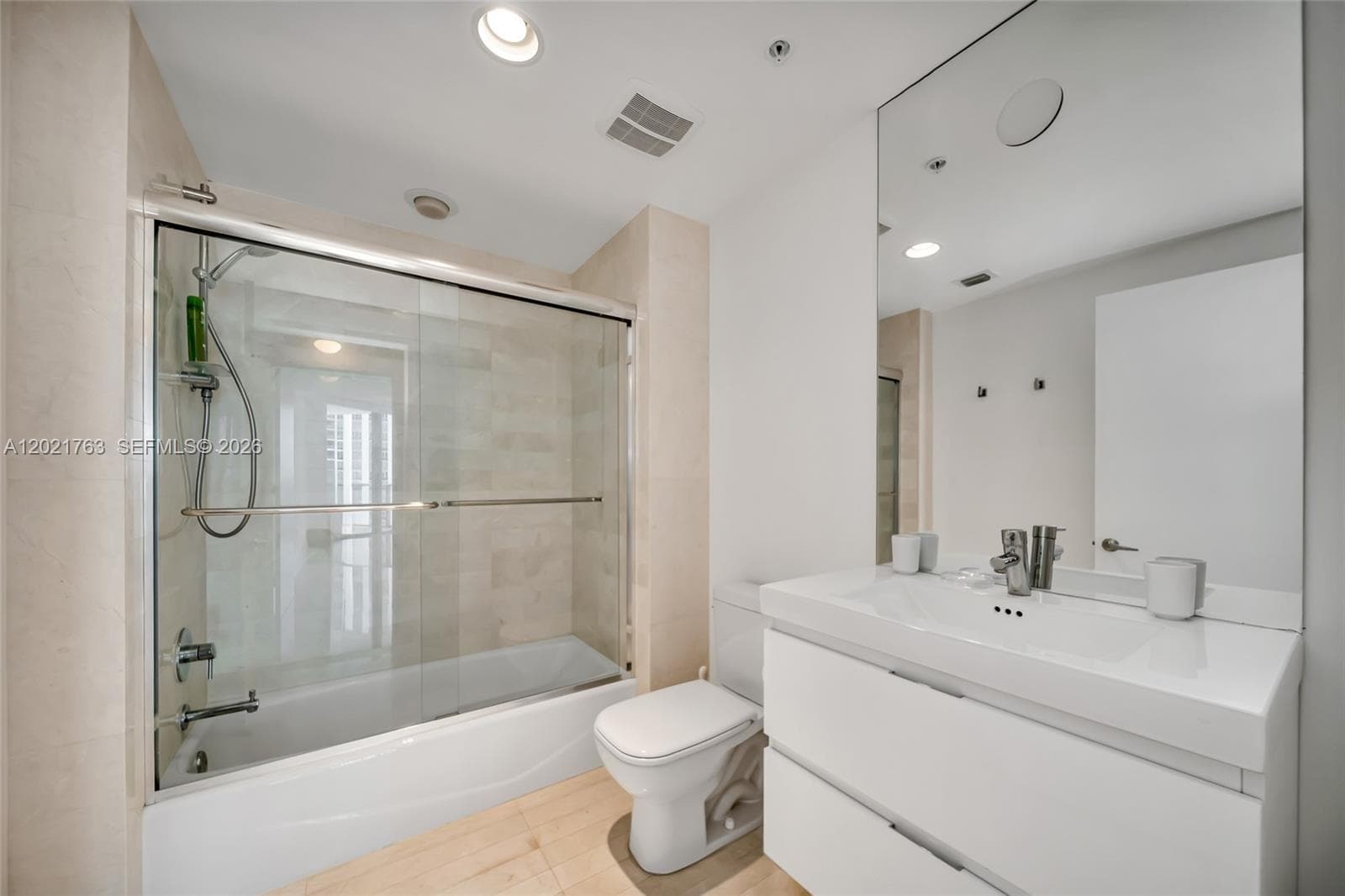 17301 Biscayne Blvd # 907, North Miami Beach FL 33160 — 37