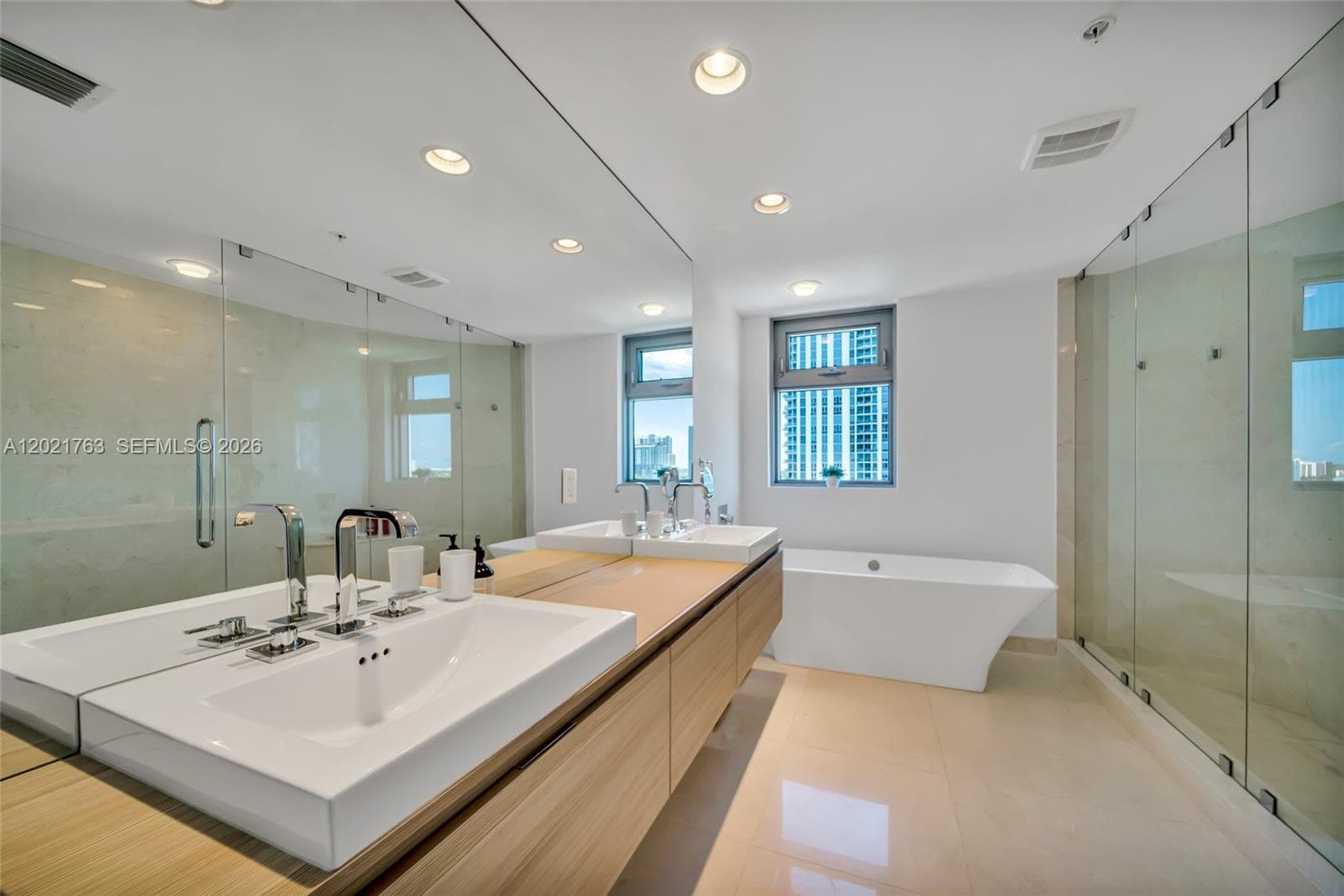 17301 Biscayne Blvd # 907, North Miami Beach FL 33160 — 19