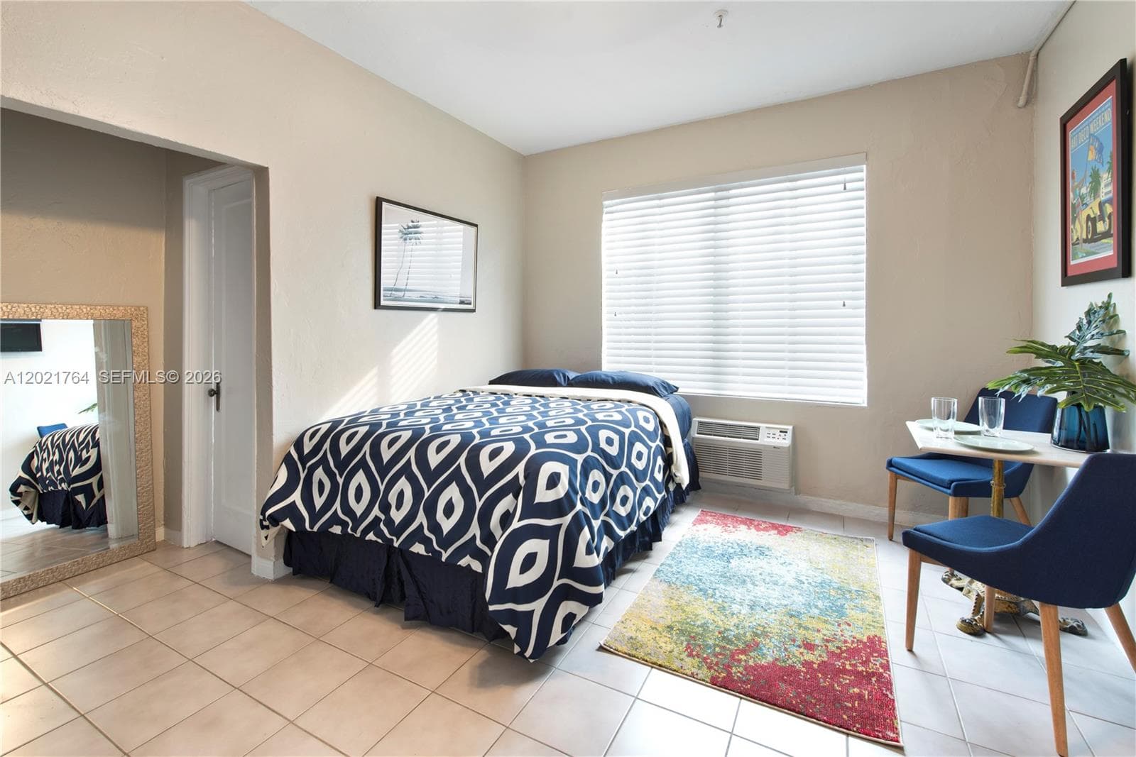 3710 Collins Ave # 305, Miami Beach FL 33140 — 3