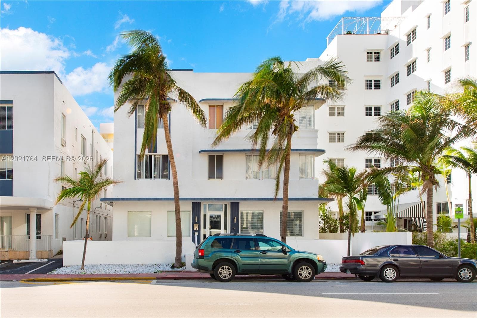 3710 Collins Ave # 305, Miami Beach FL 33140 — 1