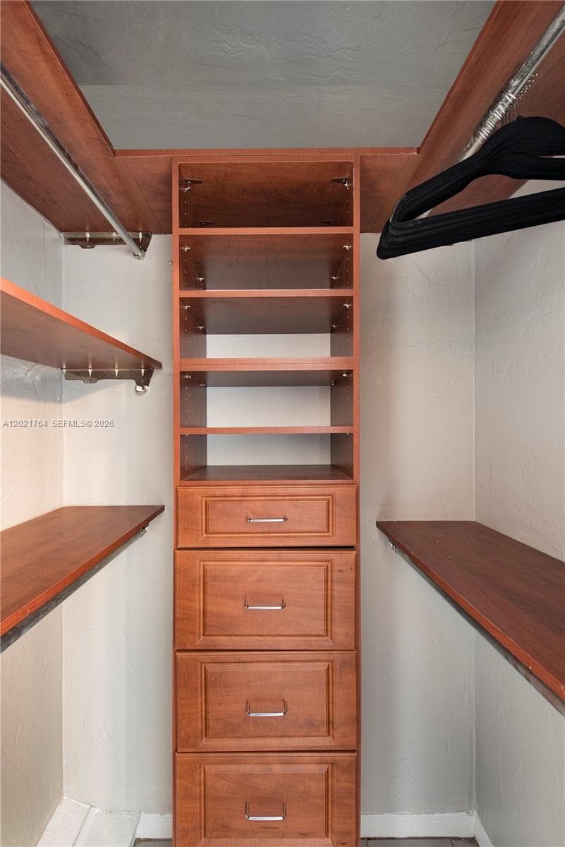 3710 Collins Ave # 305, Miami Beach FL 33140 — 10
