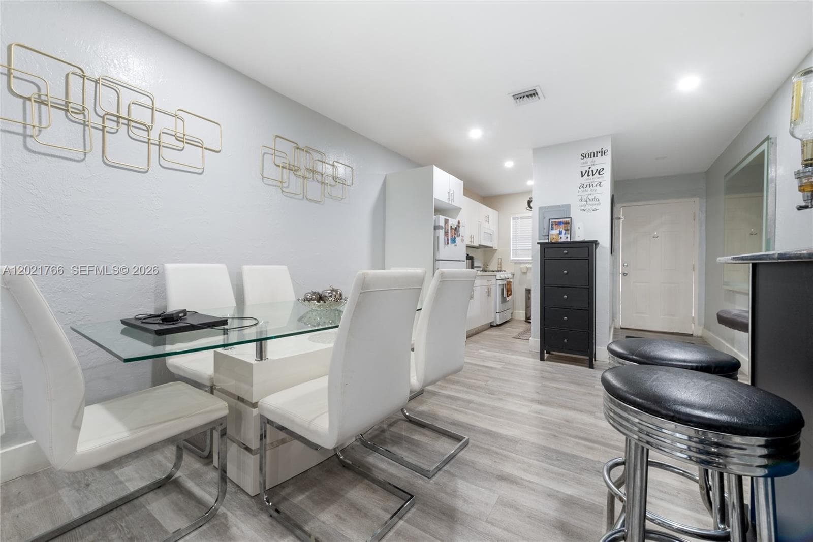 Royal Palm Gardens Condo, Hialeah, FL — 9