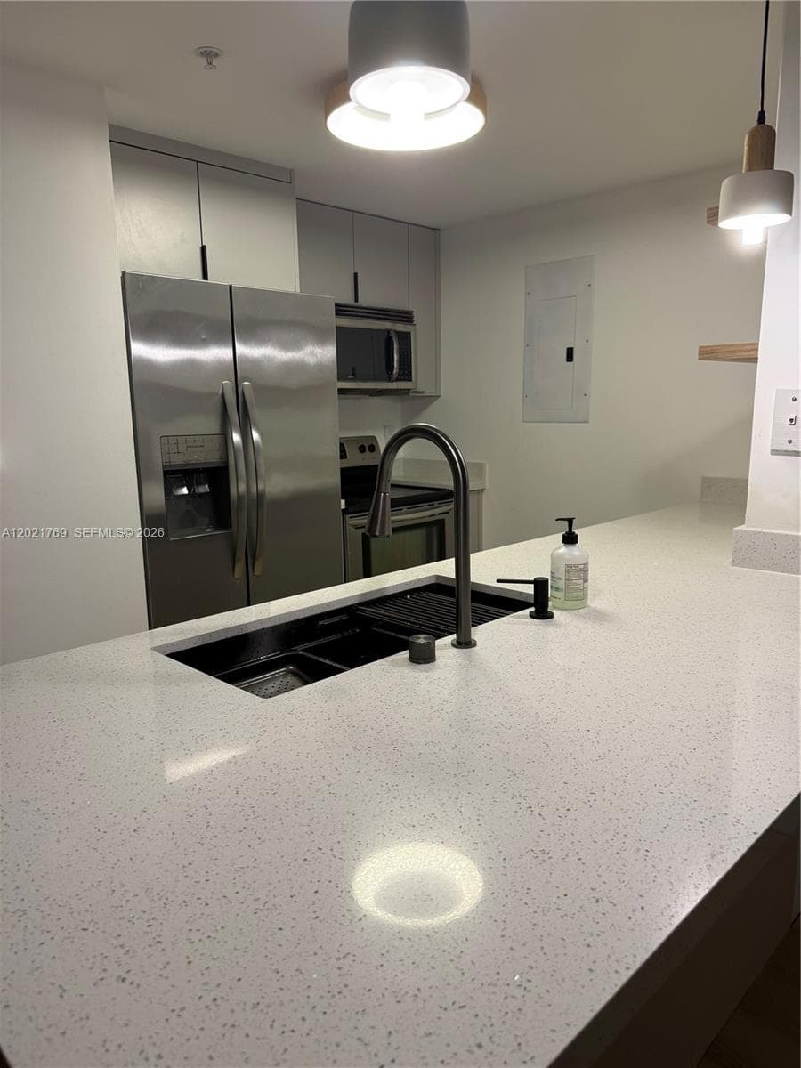 275 NE 18th St # 910, Miami FL 33132 — 8