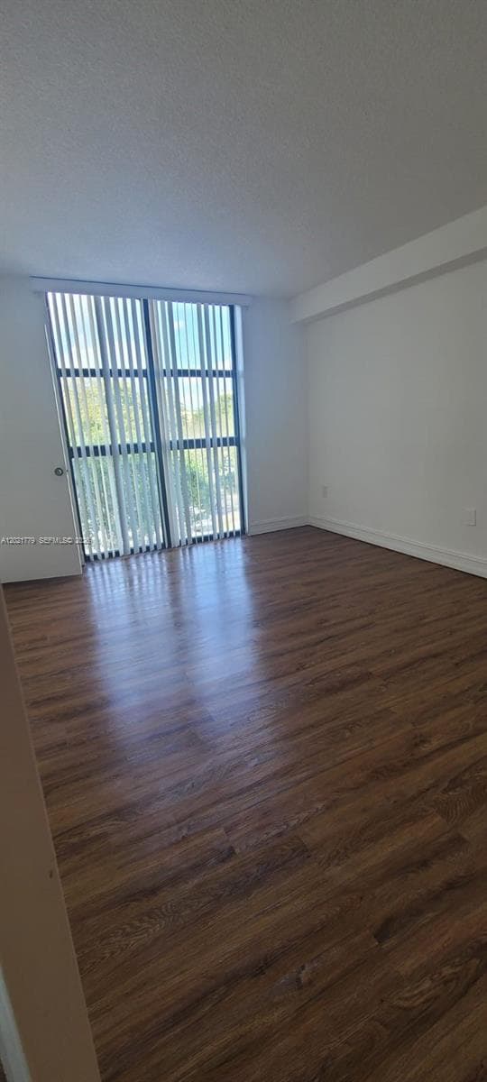 11800 SW 18th St # 4, Miami FL 33175 — 12