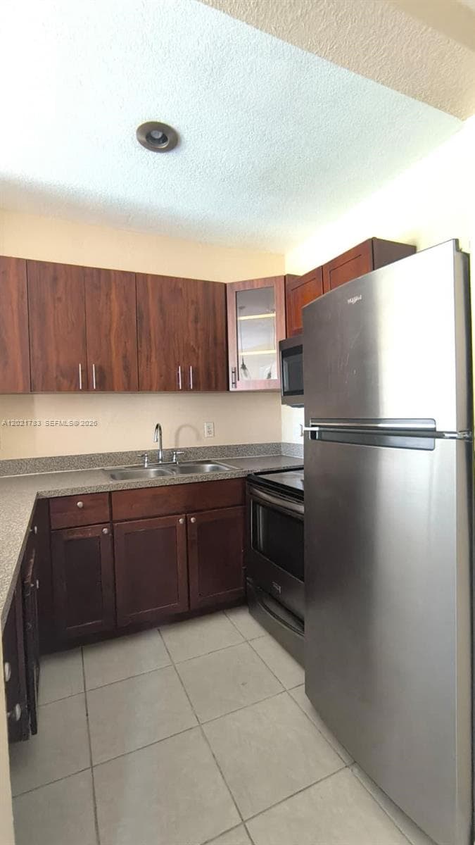 Melrose Apartments I Cond, Miami, FL — 1