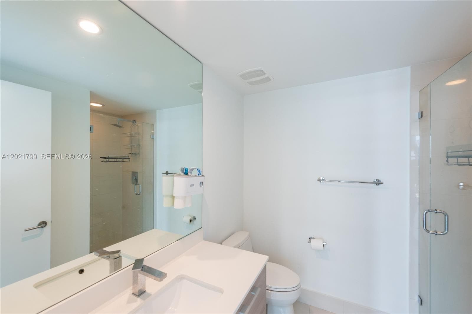 1300 S Miami Ave # 4709, Miami FL 33130 — 17
