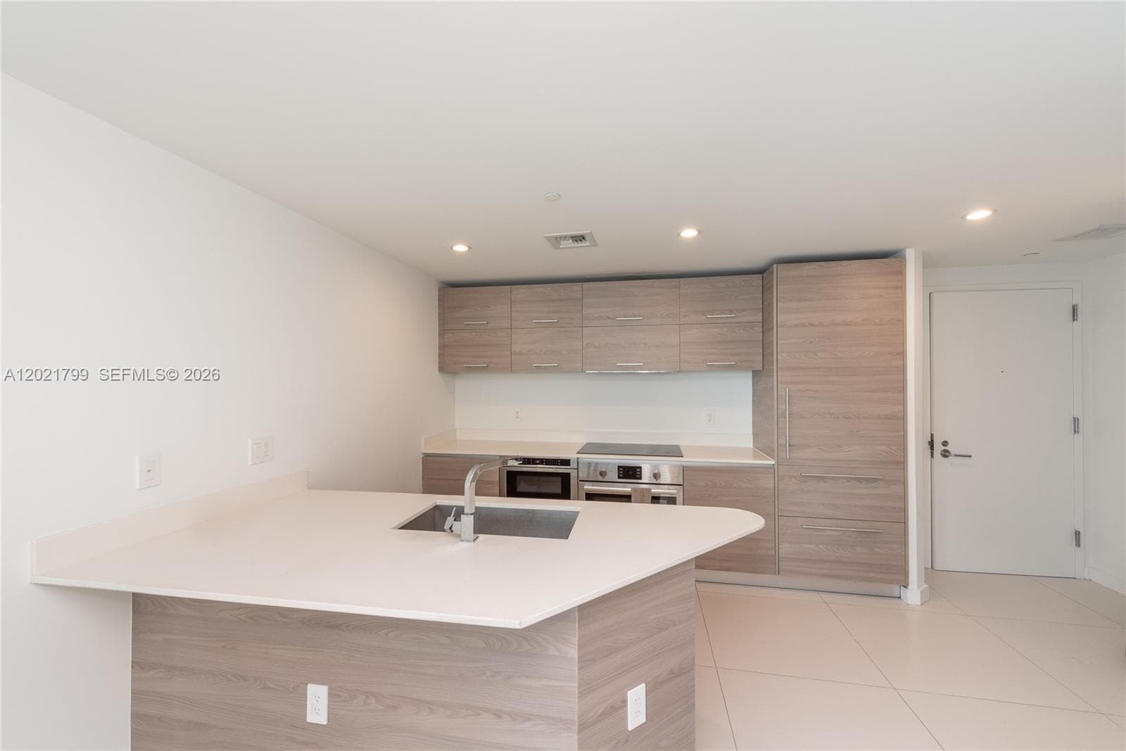 1300 S Miami Ave # 4709, Miami FL 33130 — 3