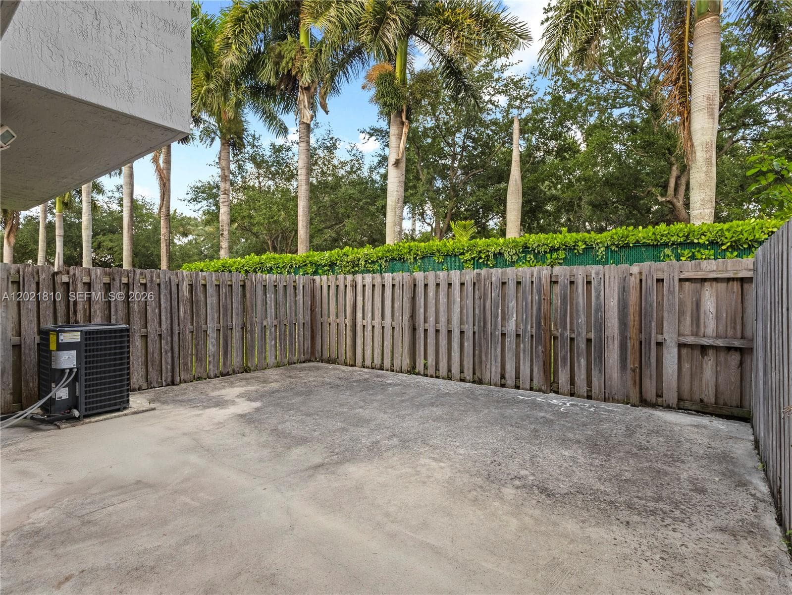 5033 NW 114th Ct, Doral FL 33178 — 8