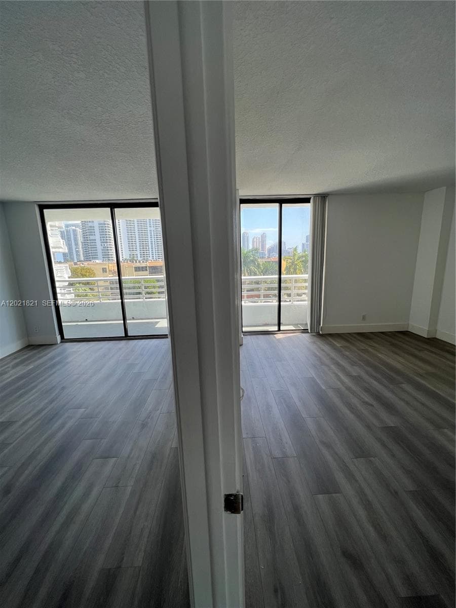 3300 NE 192nd St # 616, Aventura FL 33180 — 18