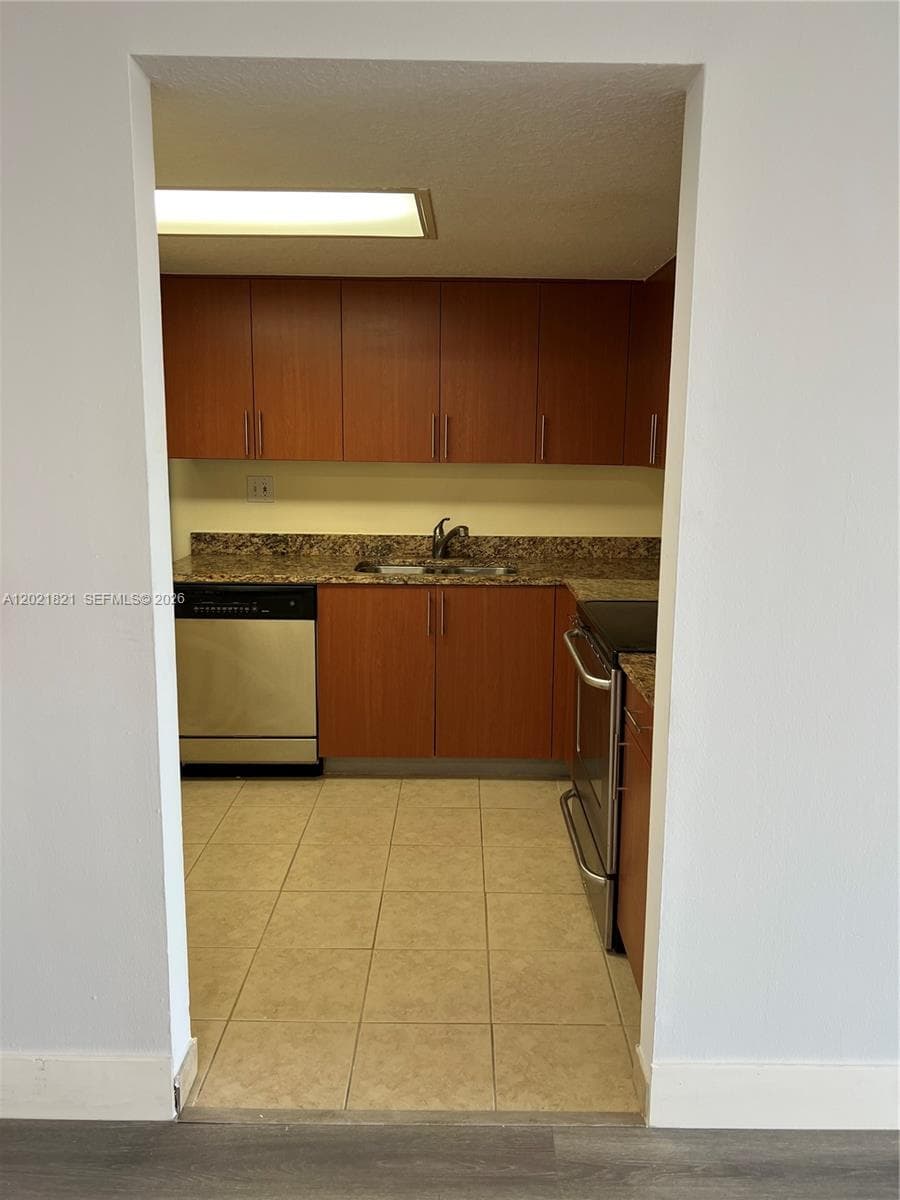 3300 NE 192nd St # 616, Aventura FL 33180 — 8