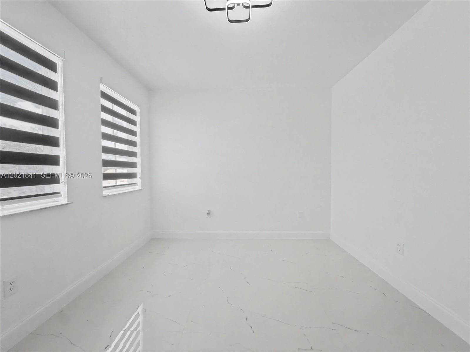 15486 SW 23rd Ln, Miami FL 33185 — 27