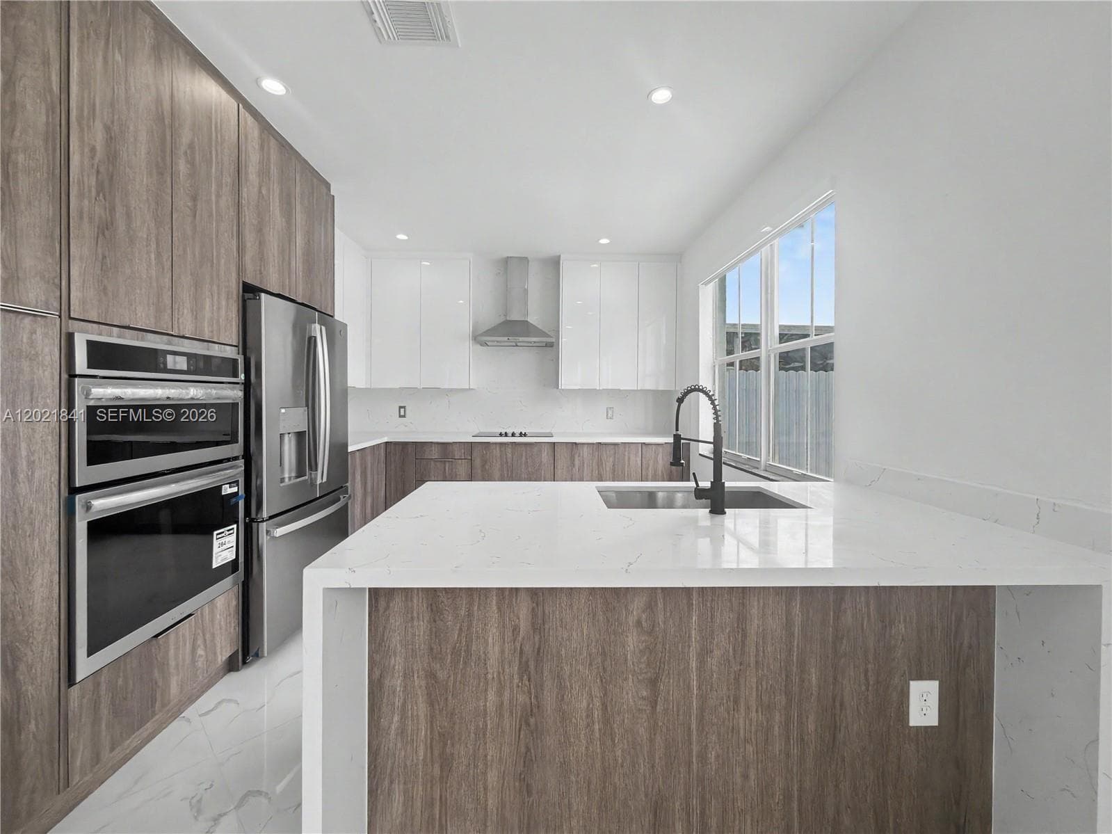 15486 SW 23rd Ln, Miami FL 33185 — 15