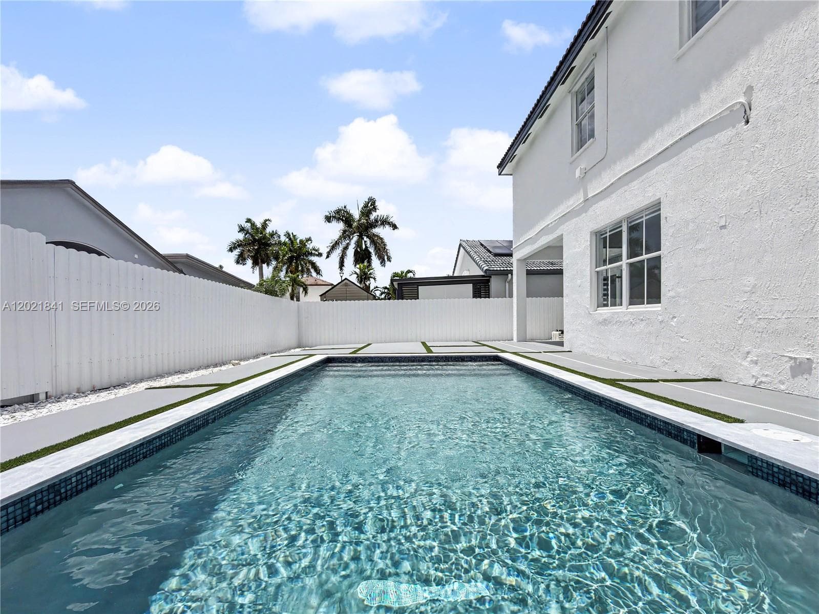 15486 SW 23rd Ln, Miami FL 33185 — 8