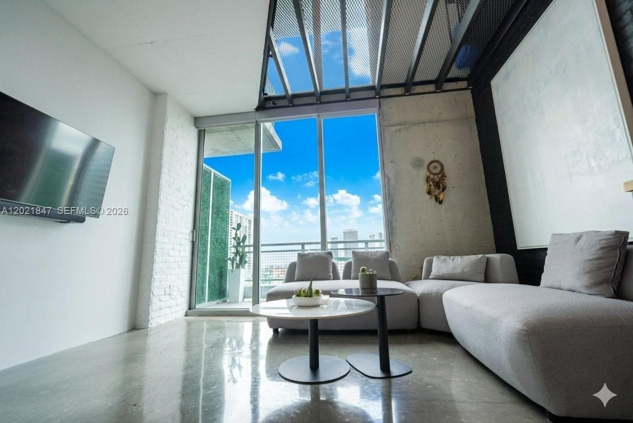 690 SW 1st Ct # 1913, Miami FL 33130 — 6