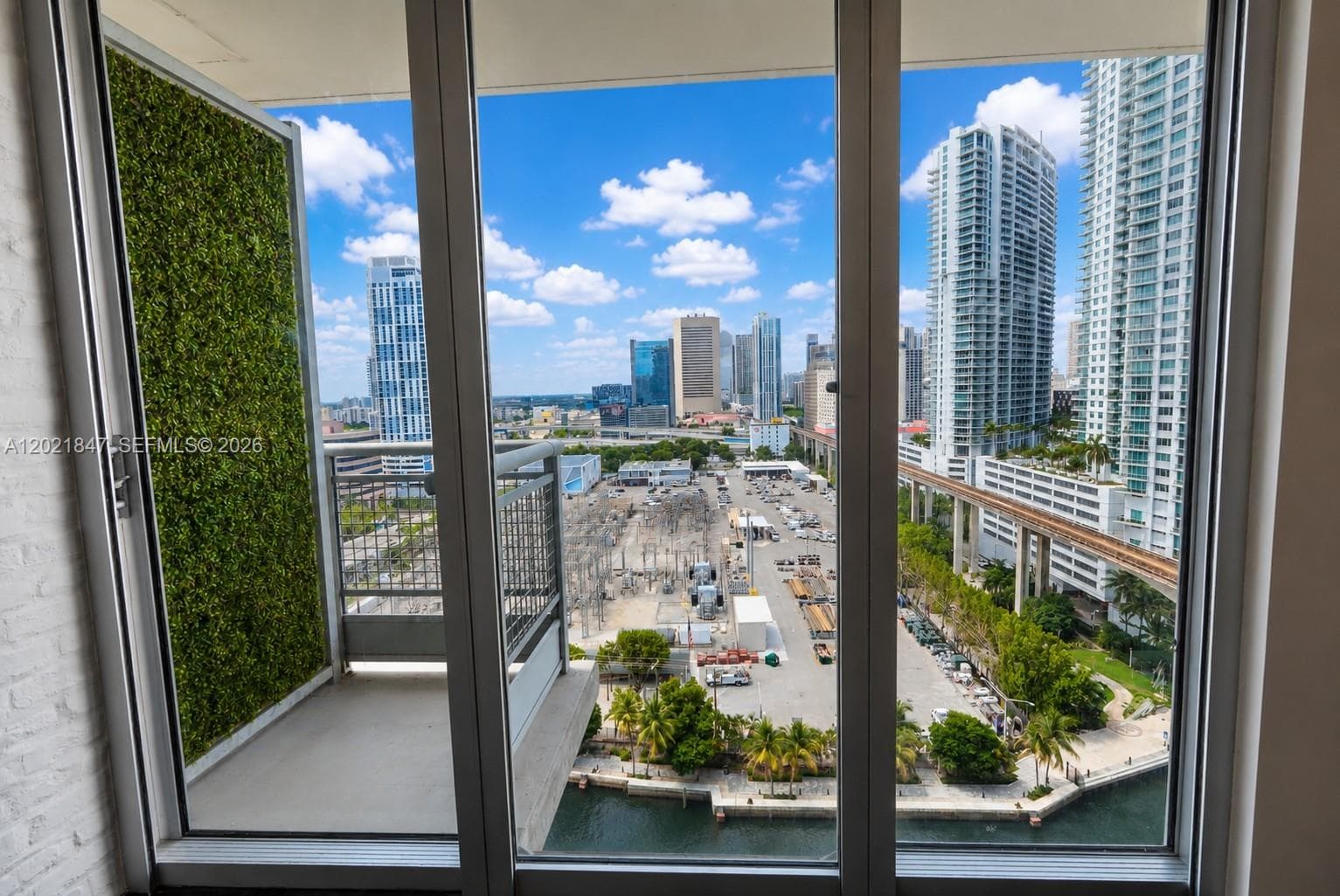 690 SW 1st Ct # 1913, Miami FL 33130 — 19