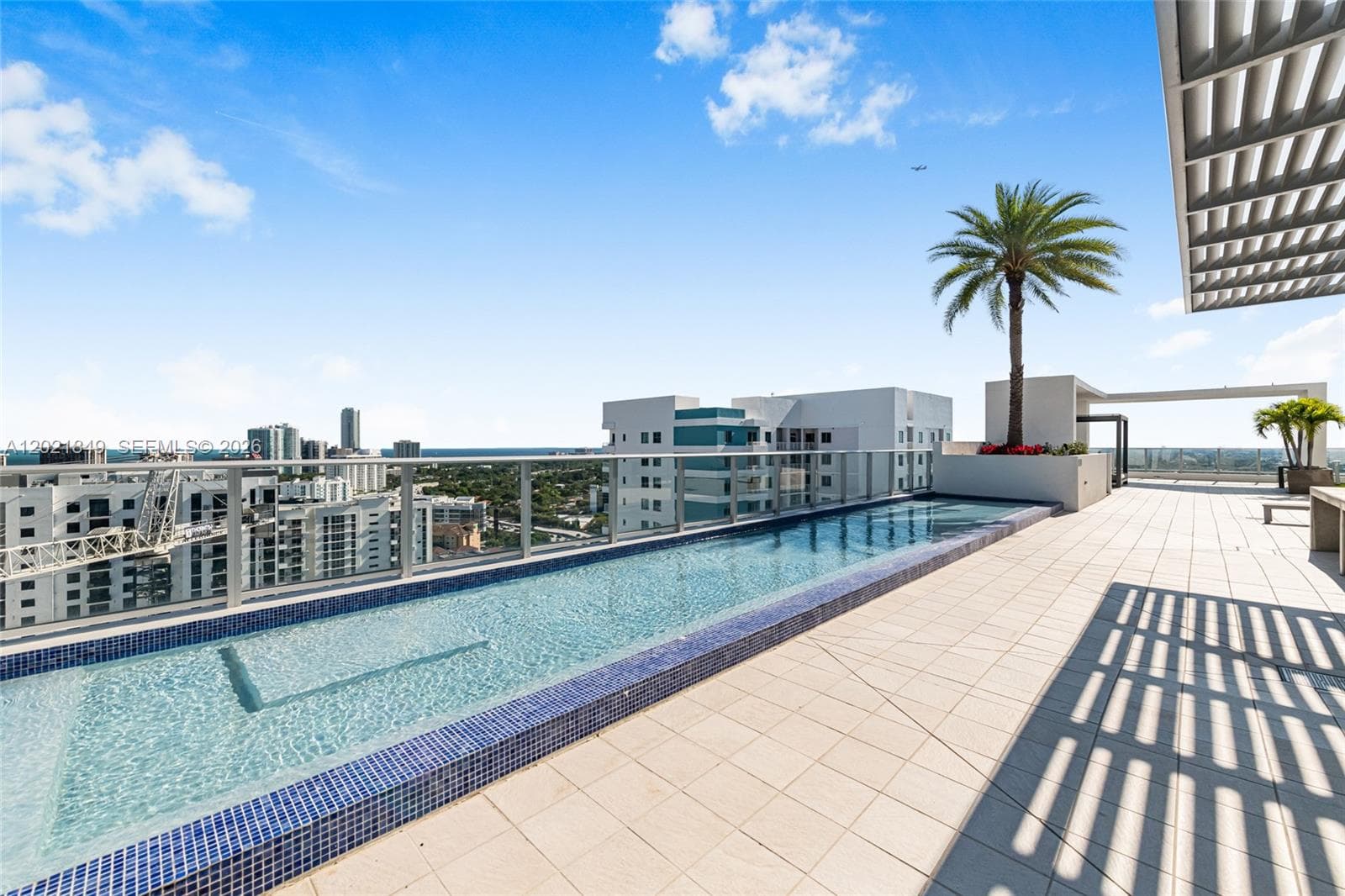 1010 SW 2nd Ave # 1608, Miami FL 33130 — 22