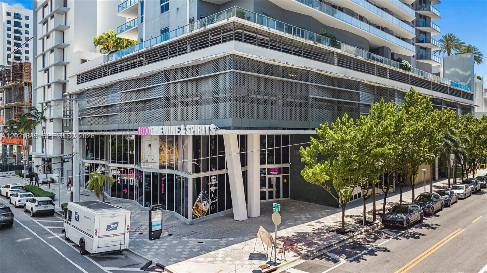1010 SW 2nd Ave # 1608, Miami FL 33130 — 3