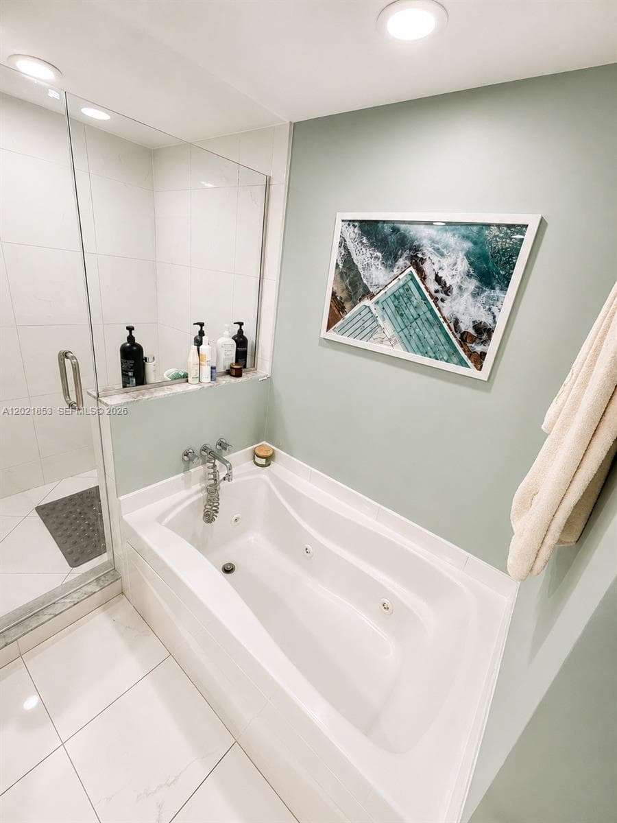 55 SE 6th St # 3001, Miami FL 33131 — 8