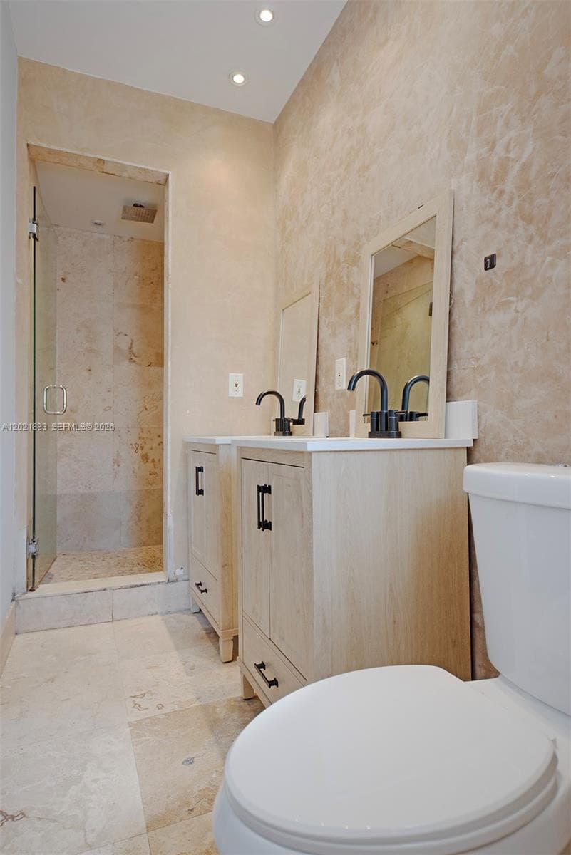 2383 Flamingo Dr # 11, Miami Beach FL 33140 — 16