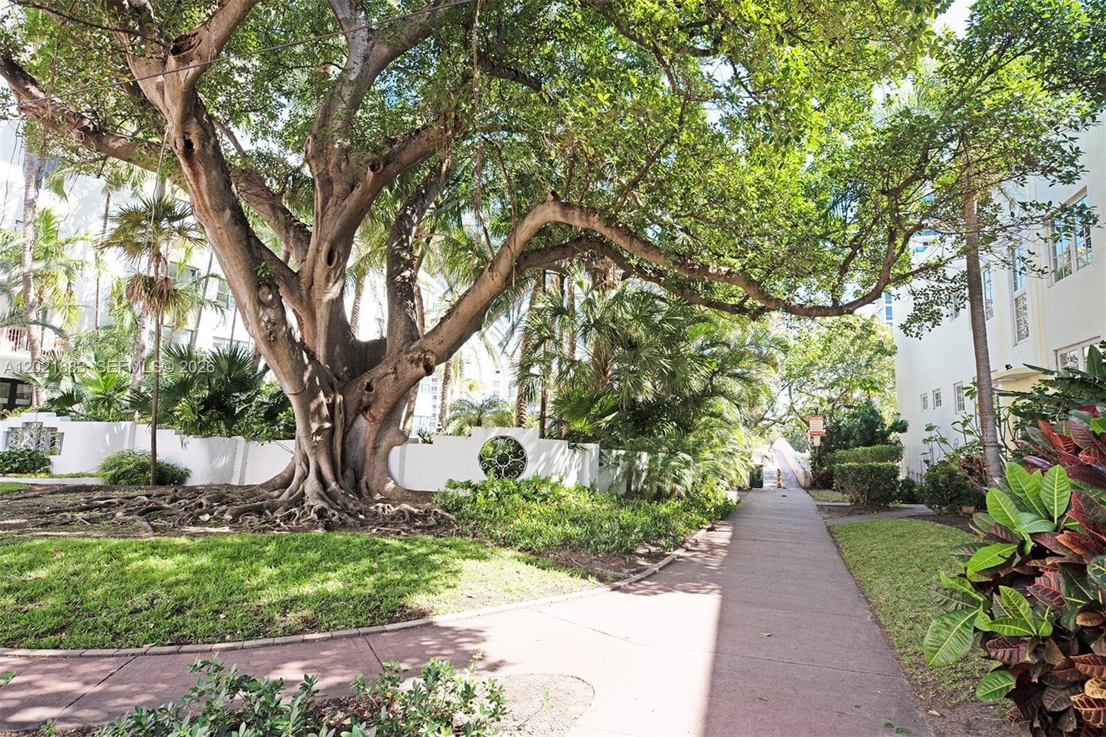 2383 Flamingo Dr # 11, Miami Beach FL 33140 — 26