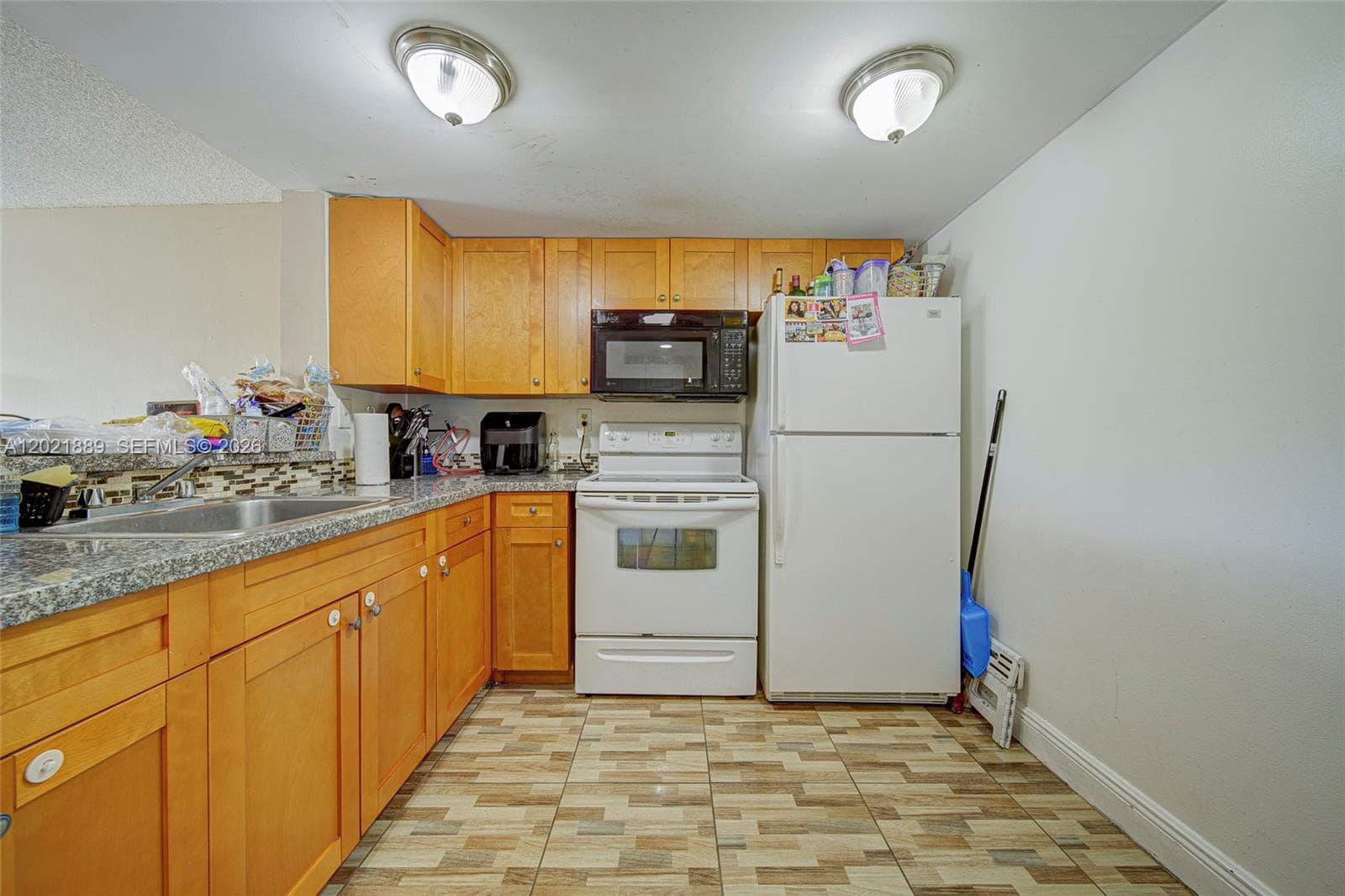 494 NW 165th St Rd # 205, Miami FL 33169 — 12