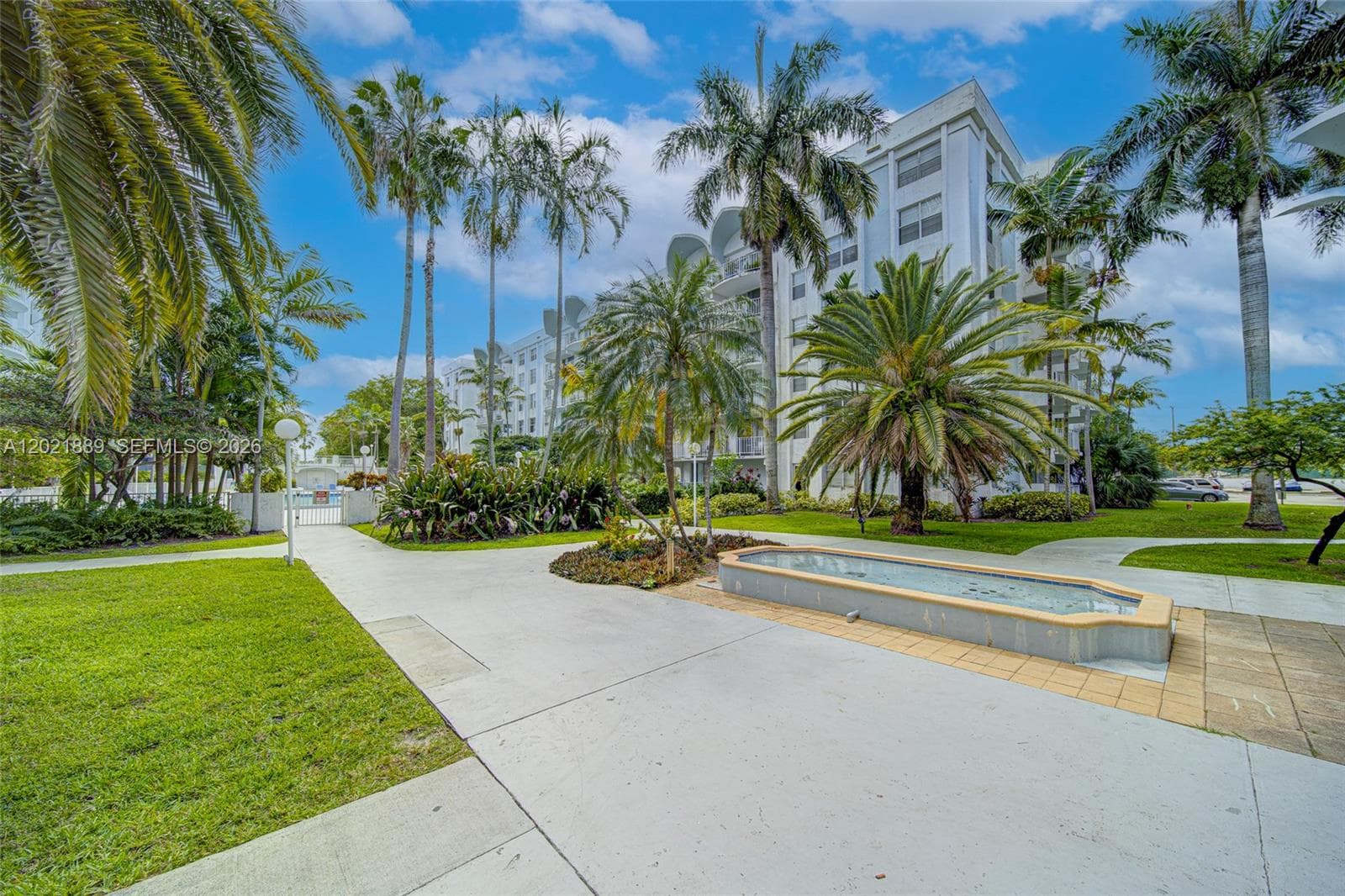 494 NW 165th St Rd # 205, Miami FL 33169 — 22
