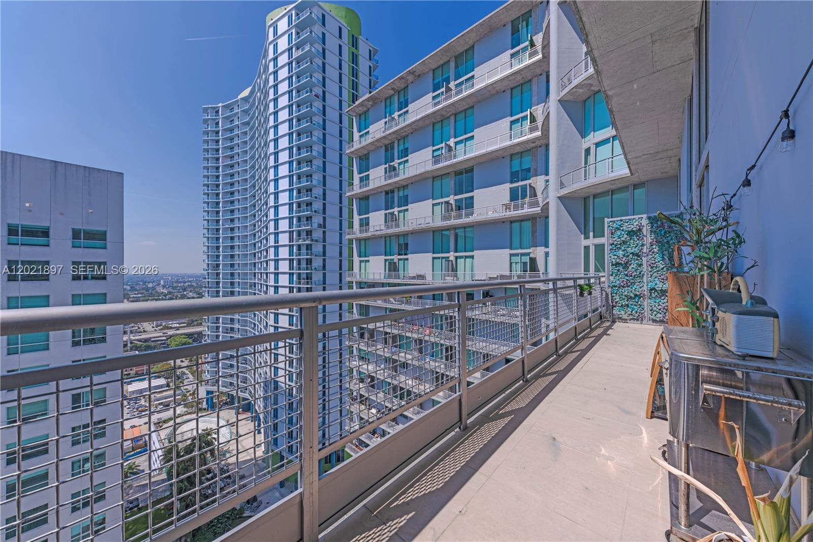 690 SW 1st Ct # 2922, Miami FL 33130 — 27