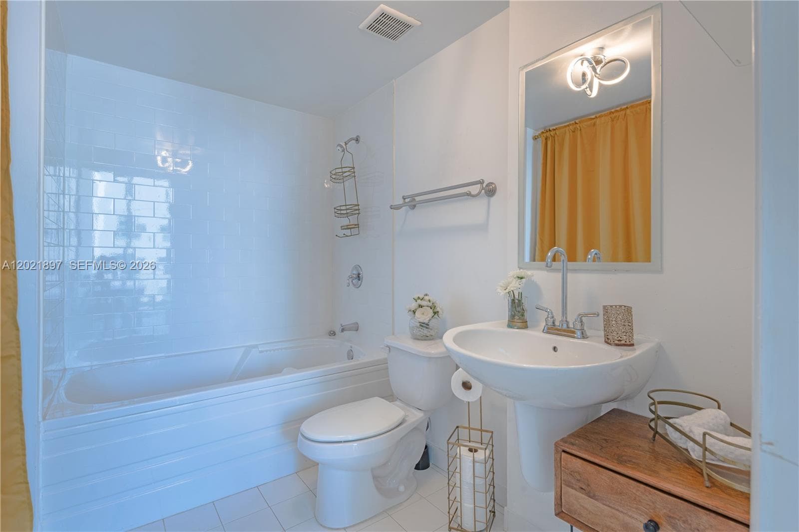 690 SW 1st Ct # 2922, Miami FL 33130 — 16