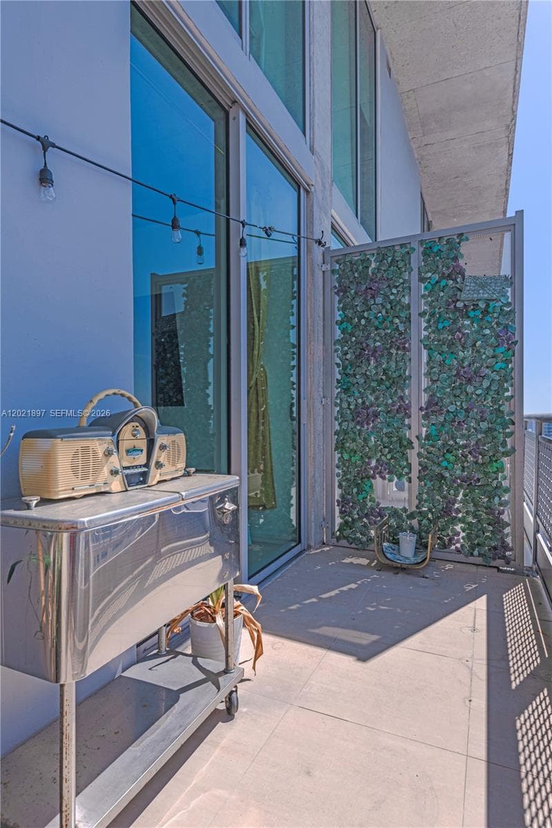 690 SW 1st Ct # 2922, Miami FL 33130 — 29