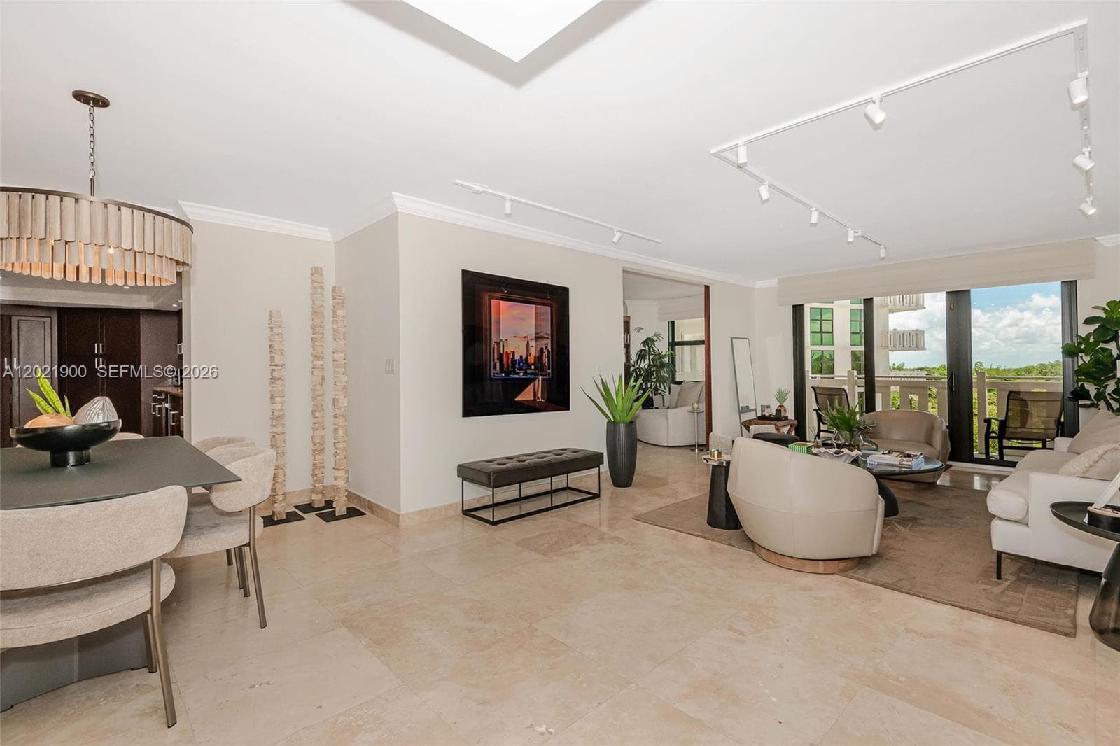1121 Crandon Blvd # E405, Key Biscayne FL 33149 — 2