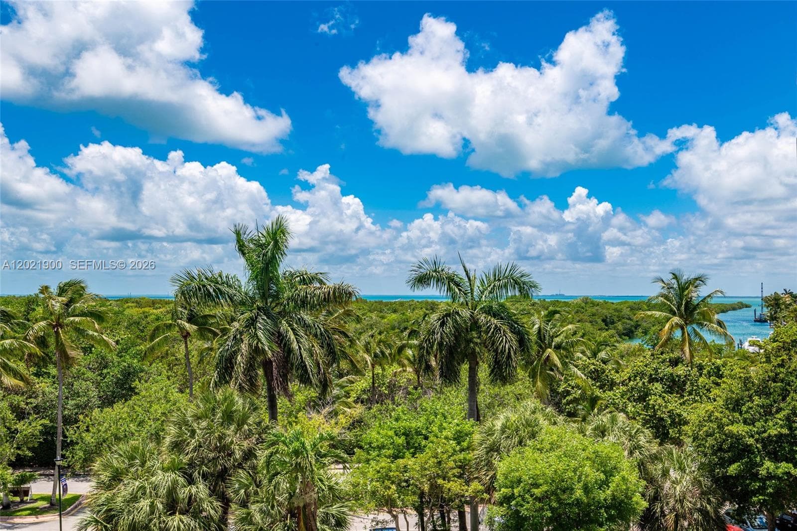 1121 Crandon Blvd # E405, Key Biscayne FL 33149 — 29