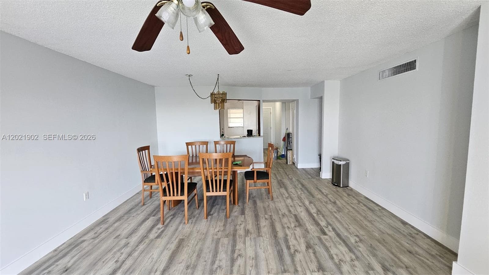 1750 NE 191st St # 4, Miami FL 33179 — 3