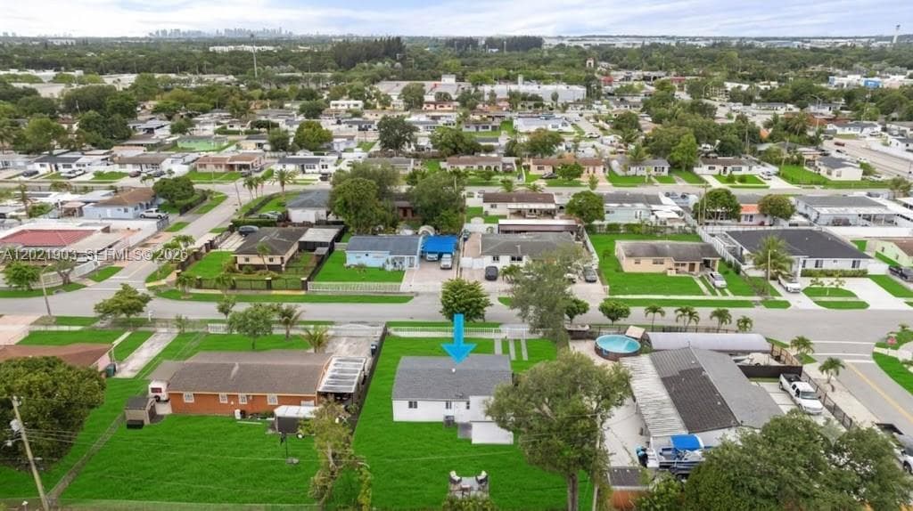 3521 NW 171st Ter, Miami Gardens FL 33056 — 26