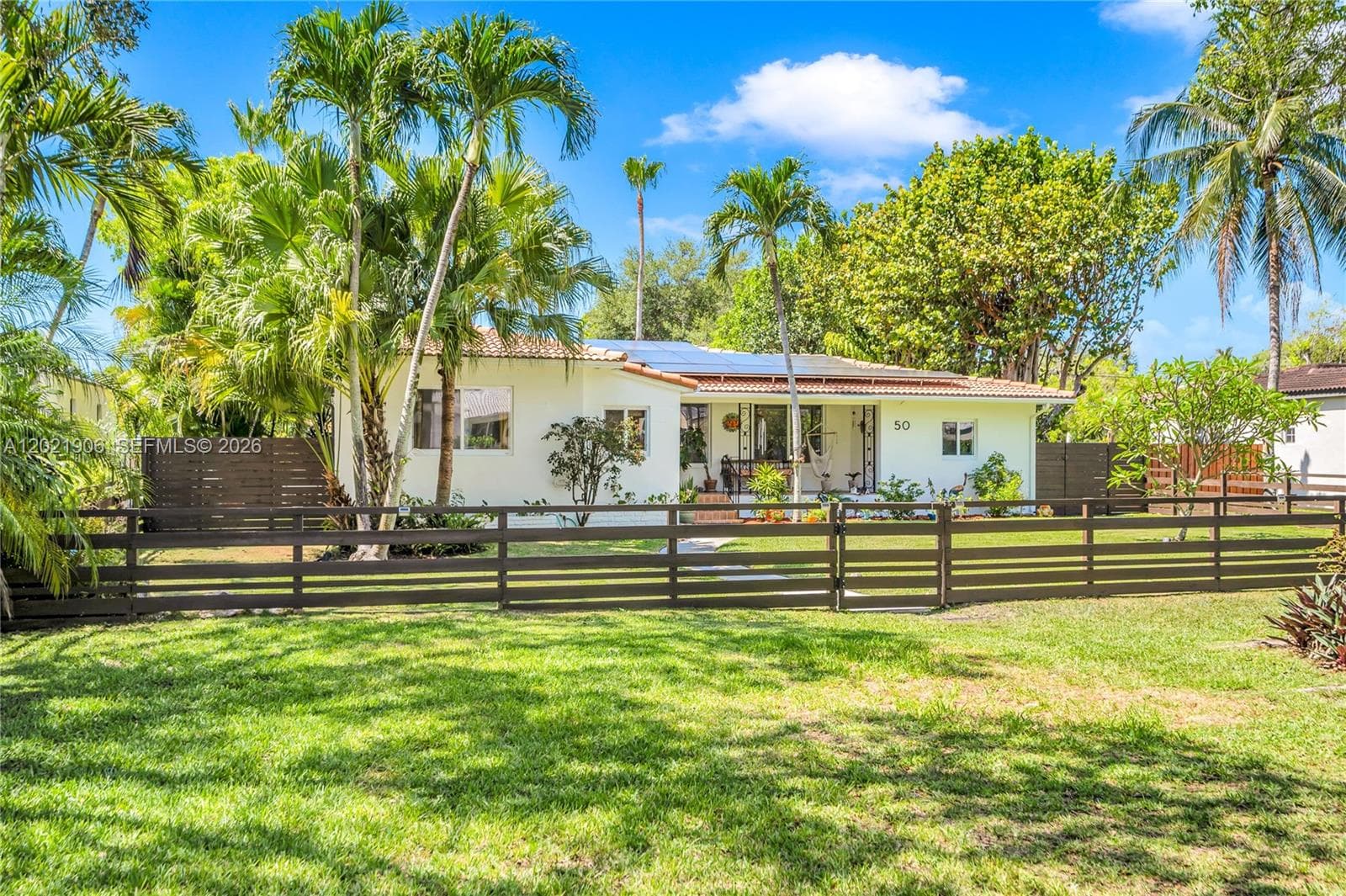 50 NE 110th St, Miami Shores FL 33161 — 42