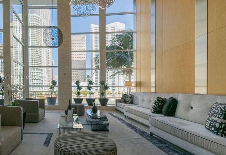 901 Brickell Key Blvd # 3307, Miami FL 33131 — 3