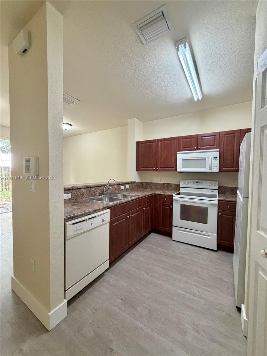 2885 SE 1st Dr # 1, Homestead FL 33033 — 2