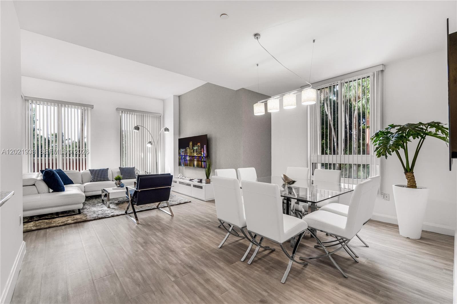 785 Crandon Blvd # 106, Key Biscayne FL 33149 — 1